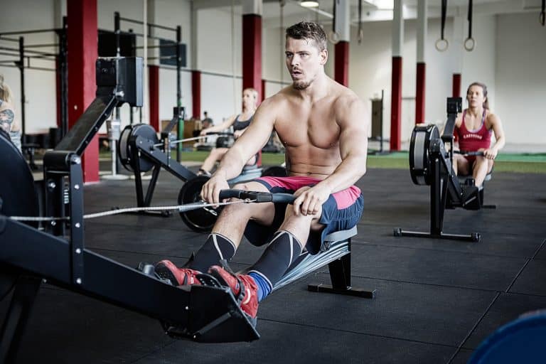 How To Train For Kayaking: Top 5 Kayak Focused Exercises To Get You ...
