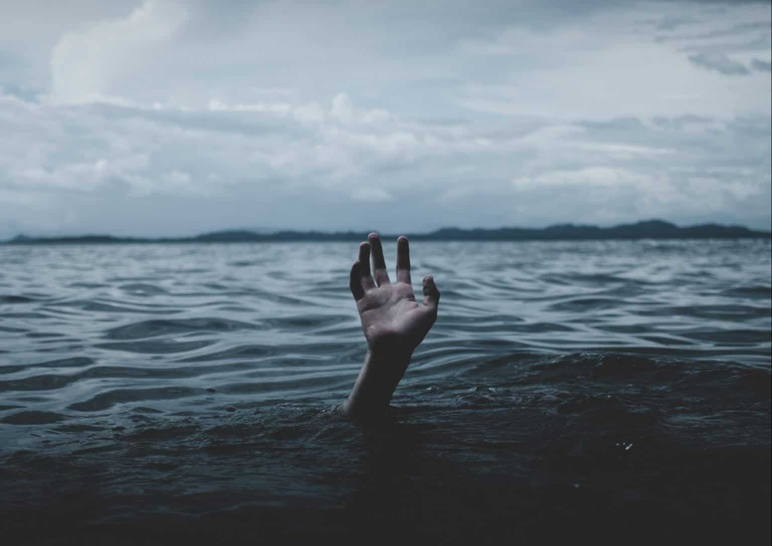 Kayaking At Night Guide The Law, Safety & Gear You Will Need