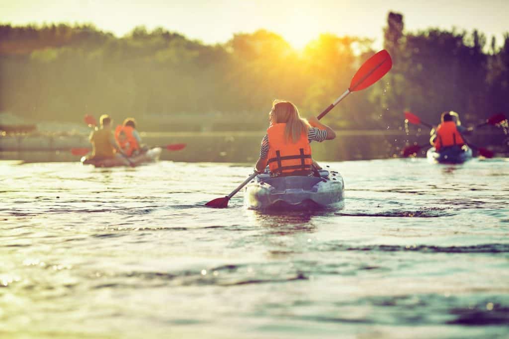 inflatable-vs-hard-kayak