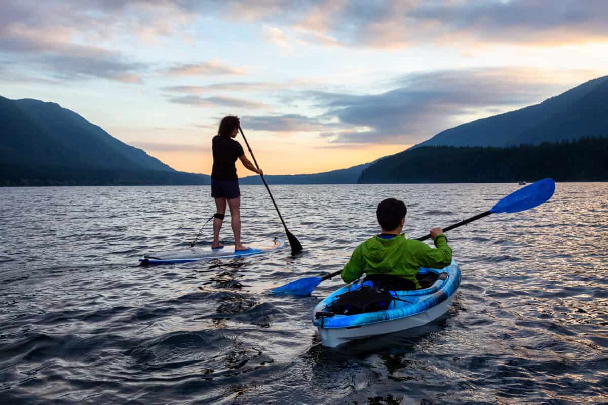 Paddle Board Vs Kayak What’s The Difference & Which One Is Best For You
